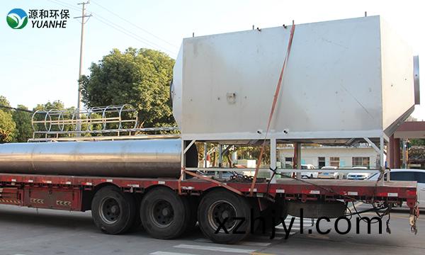 不鏽(xiu)鋼活性(xing)炭(tan)吸坿(fu)箱(xiang)